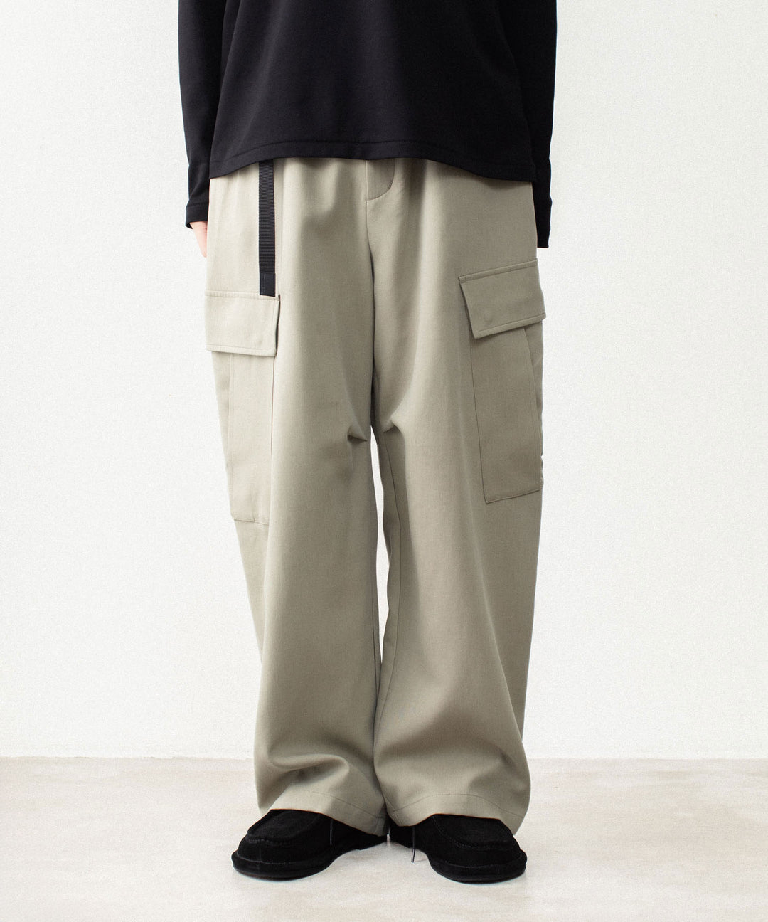 ATTACHMENT アタッチメントのCO/TEN POWDERY DOUBLE CROTH EASY CARGO TROUSERS - L.KH GRAYの公式通販サイトsession福岡セレクトショップ