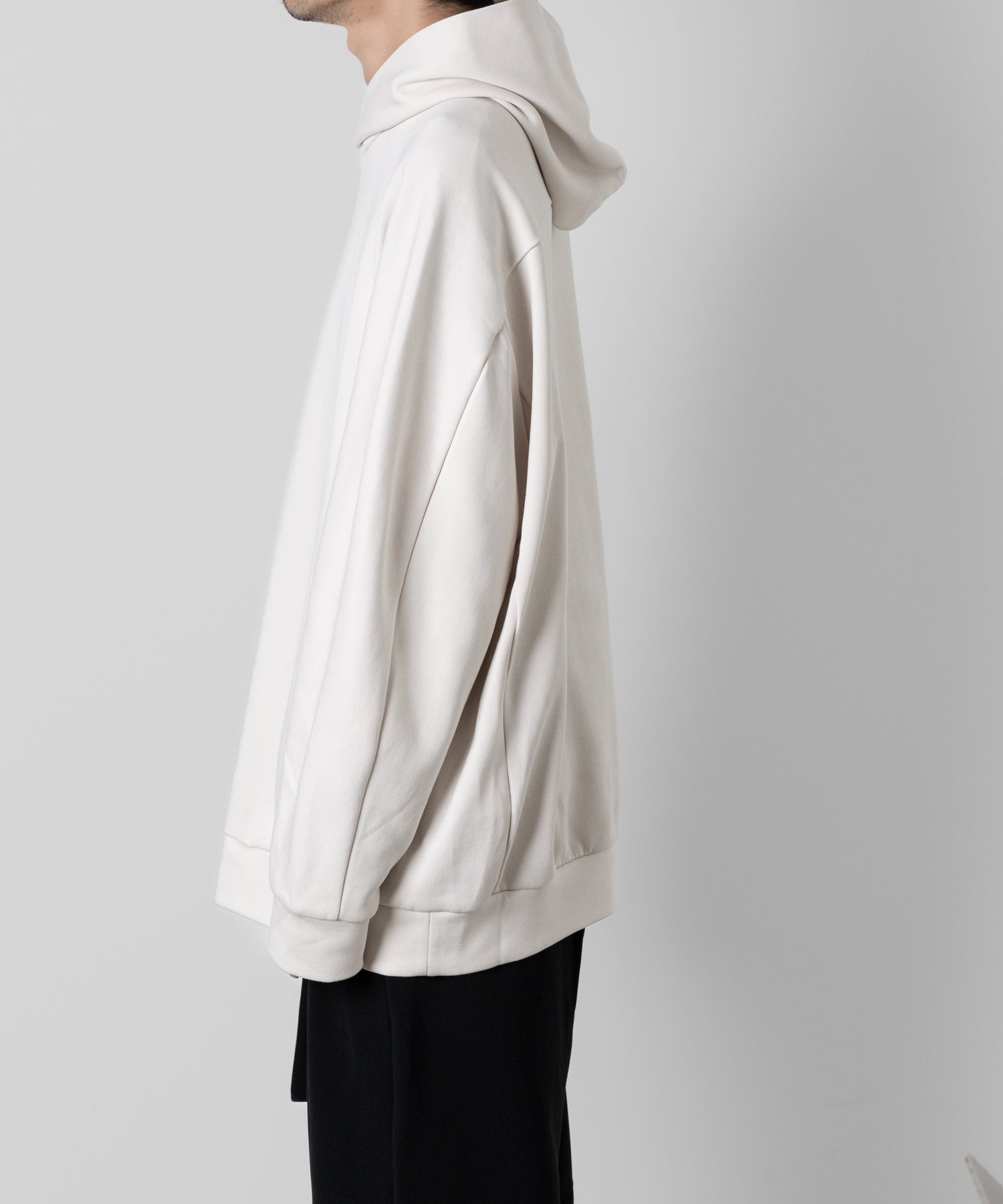 ATTACHMENT /アタッチメント】 CO/PE DOUBLE KNIT HOODIE - OFF WHITE