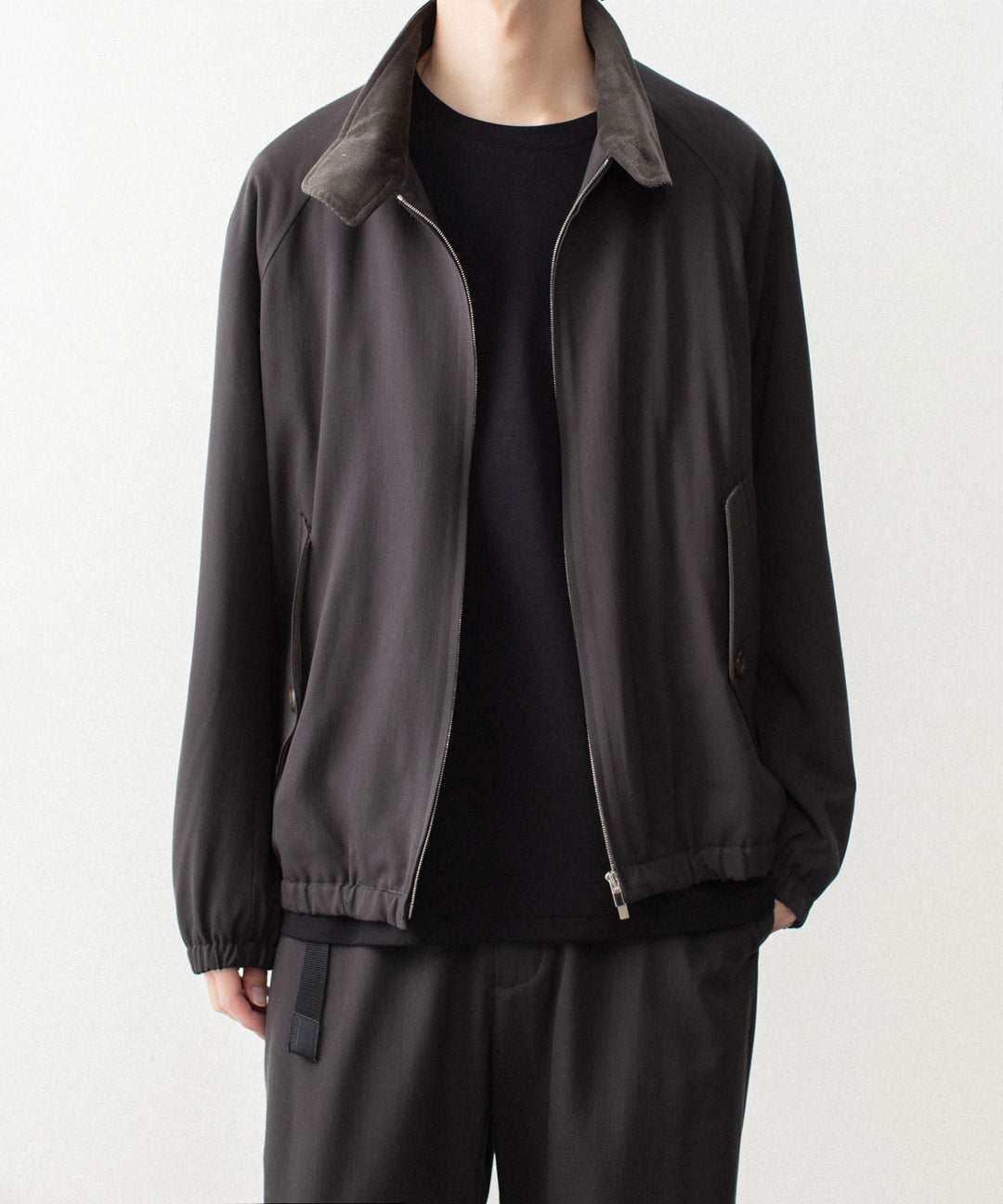 ATTACHMENT アタッチメントのWASHABLE HIGH TWIST GABARDINE HARRINGTON JACKET - KHAKI GRAYの公式通販サイトsession福岡セレクトショップ