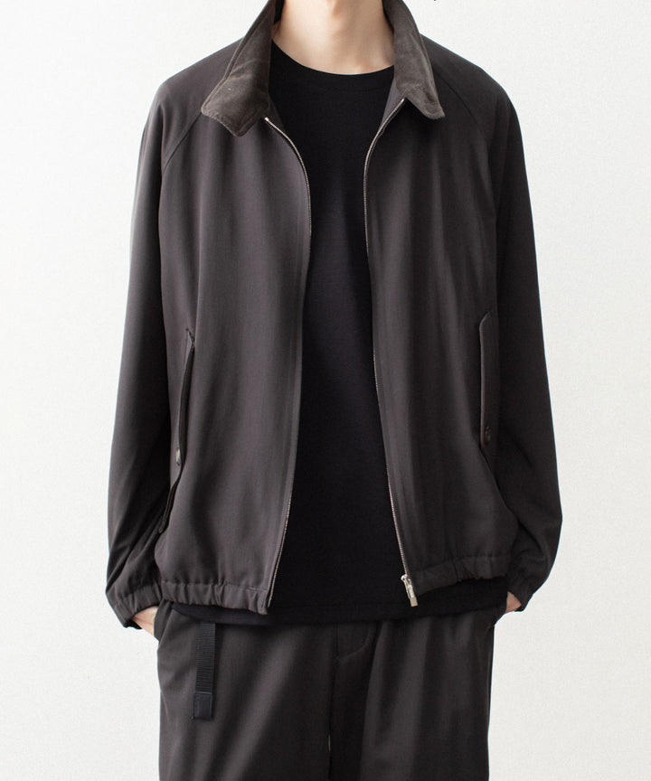 ATTACHMENT アタッチメントのWASHABLE HIGH TWIST GABARDINE HARRINGTON JACKET - KHAKI GRAYの公式通販サイトsession福岡セレクトショップ