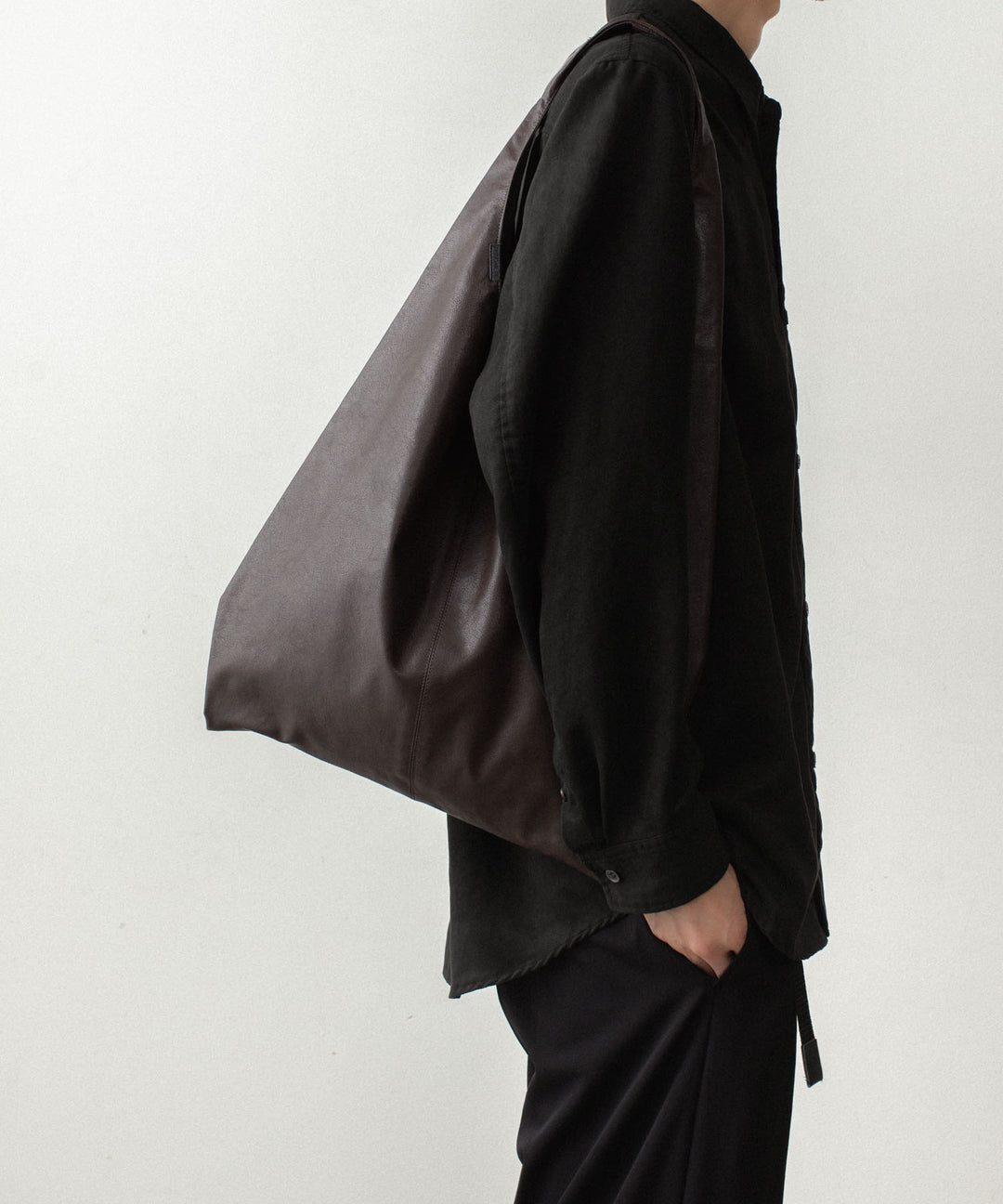 ATTACHMENT アタッチメントのSYNTHETIC LEATHER SMALL SHOPPING BAG - D.BROWNの公式通販サイトsession福岡セレクトショップ
