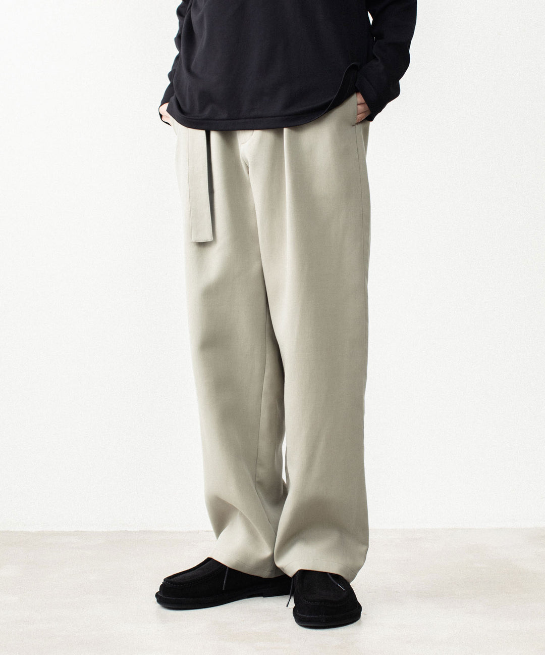 ATTACHMENT アタッチメントのCO/TEN POWDERY DOUBLE CROTH BELTED WIDE TROUSERS - L.KH GRAYの公式通販サイトsession福岡セレクトショップ