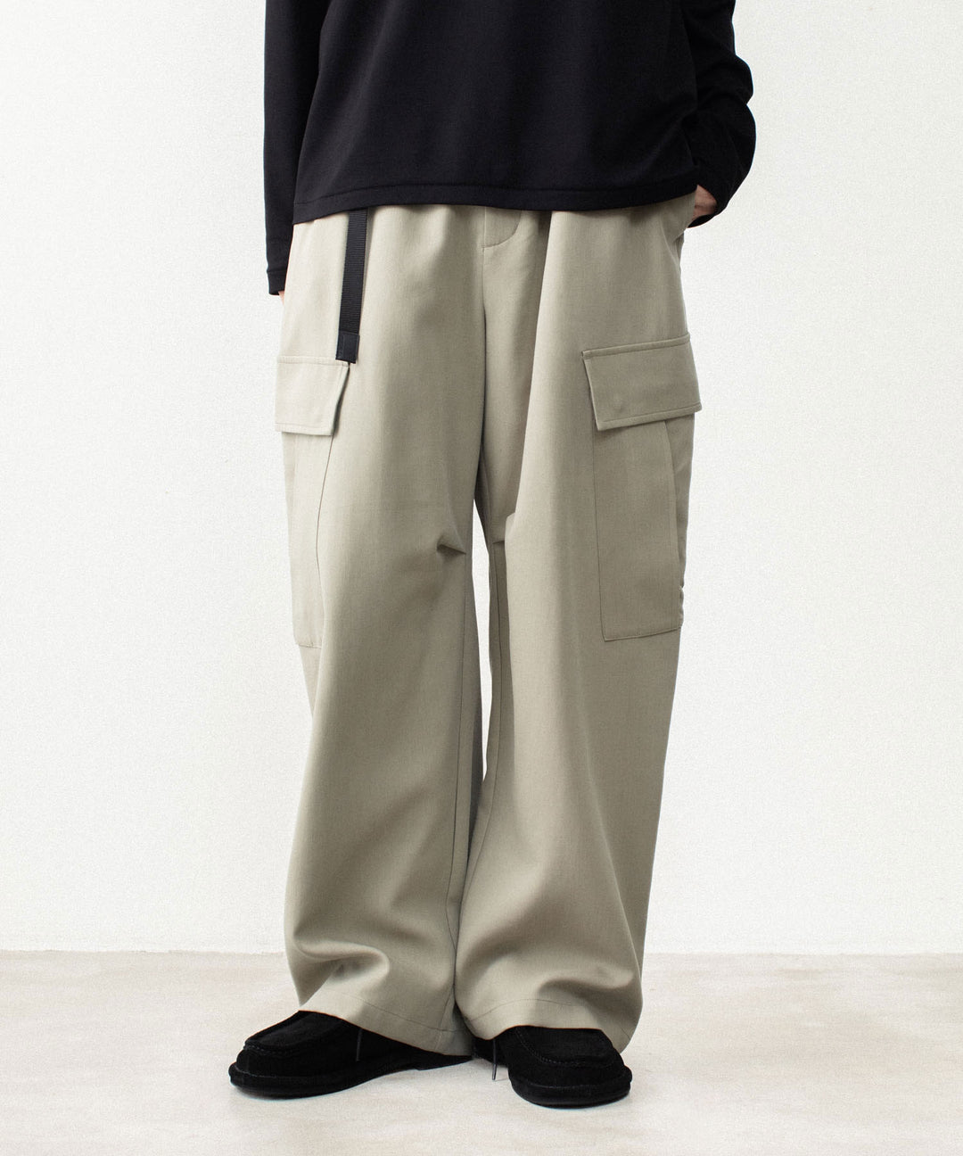 ATTACHMENT アタッチメントのCO/TEN POWDERY DOUBLE CROTH EASY CARGO TROUSERS - L.KH GRAYの公式通販サイトsession福岡セレクトショップ