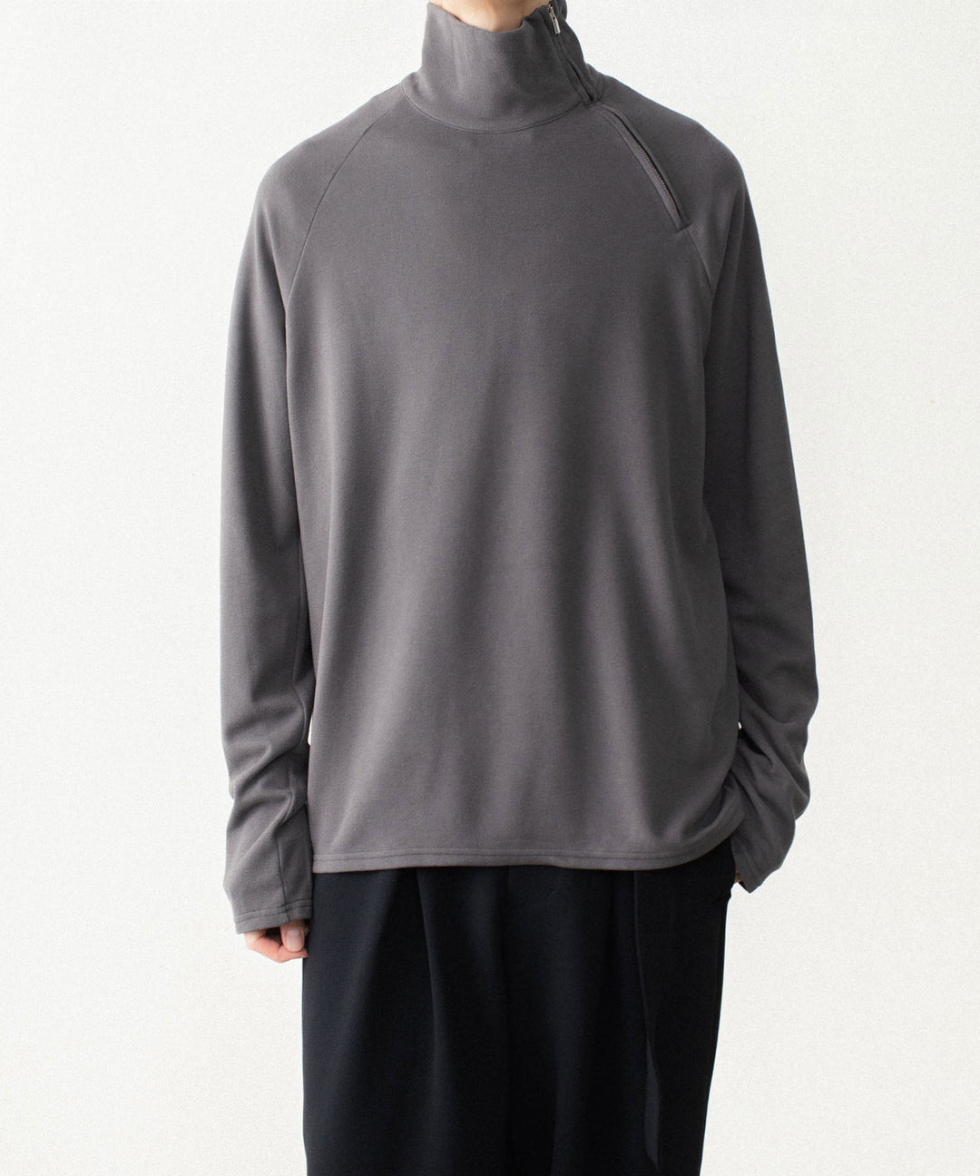 ATTACHMENT アタッチメントのVI/PE SMOOTH ZIP-UP HIGHNECK L/S TEE - D.GRAYの公式通販サイトsession福岡セレクトショップ