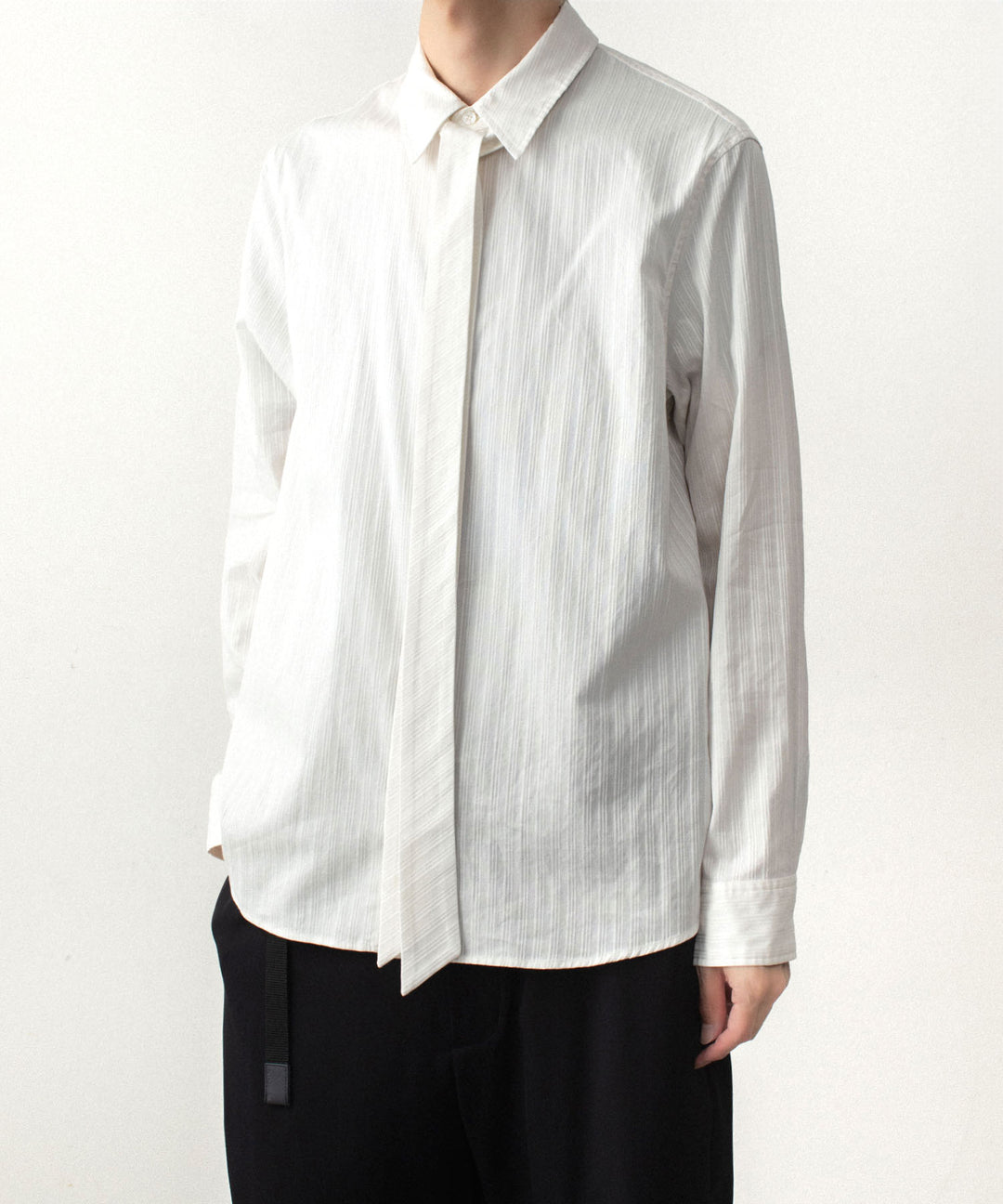 ATTACHMENT アタッチメントのCO SHADOW STRIPE BROAD NARROW TIE L/S SHIRT - OFF WHITEの公式通販サイトsession福岡セレクトショップ