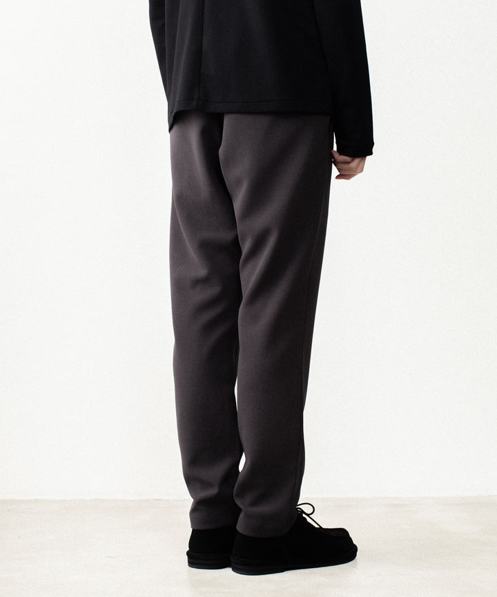 ATTACHMENT アタッチメントのPE STRETCH DOUBLE CLOTH REGULAR FIT 1TUCK TROUSERS - D.KH GRAYの公式通販サイトsession福岡セレクトショップ
