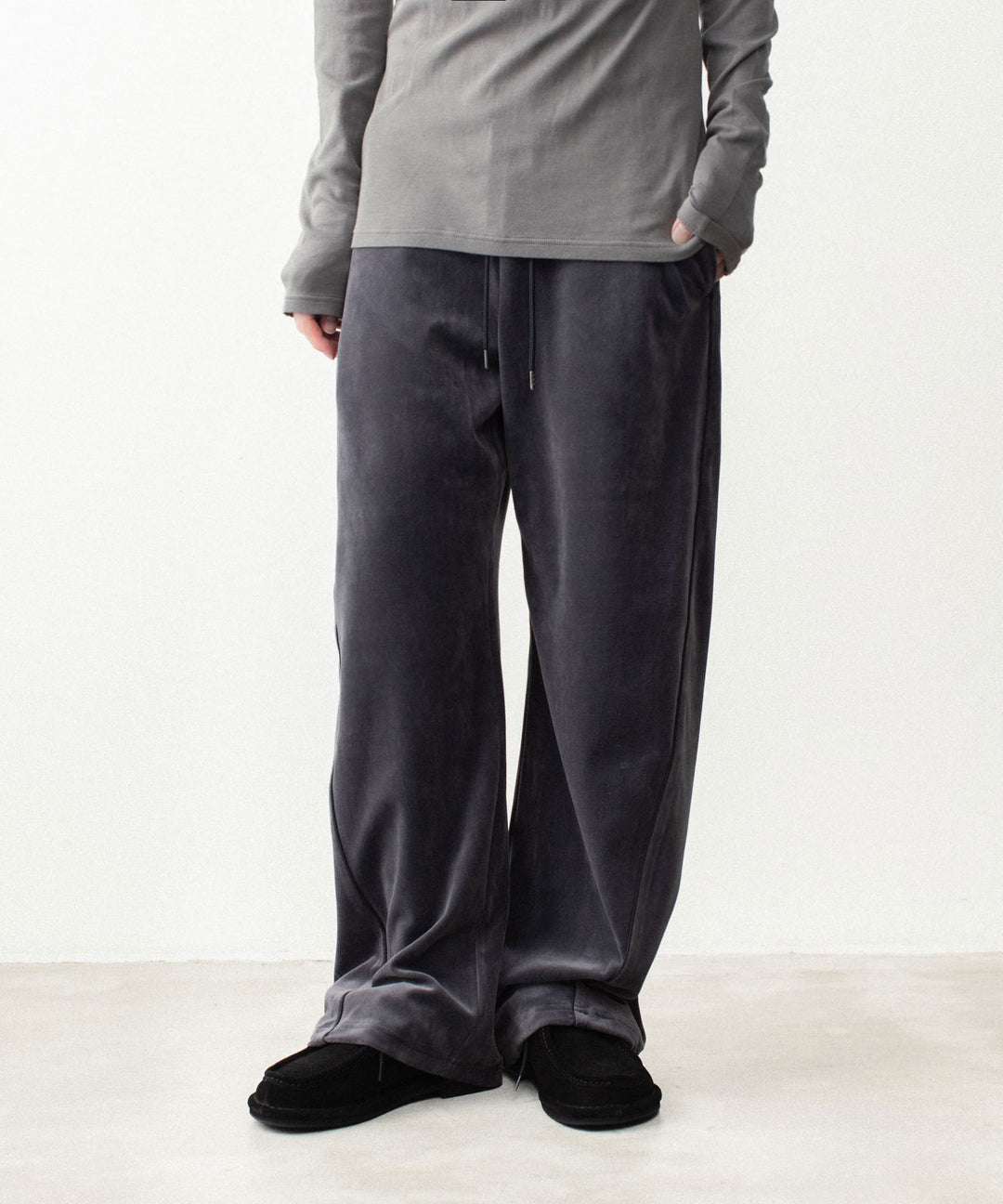 ATTACHMENT アタッチメントの80/2 ORGANIC VELOR BALLOON WIDE TRACK TROUSERS - D.GRAYの公式通販サイトsession福岡セレクトショップ