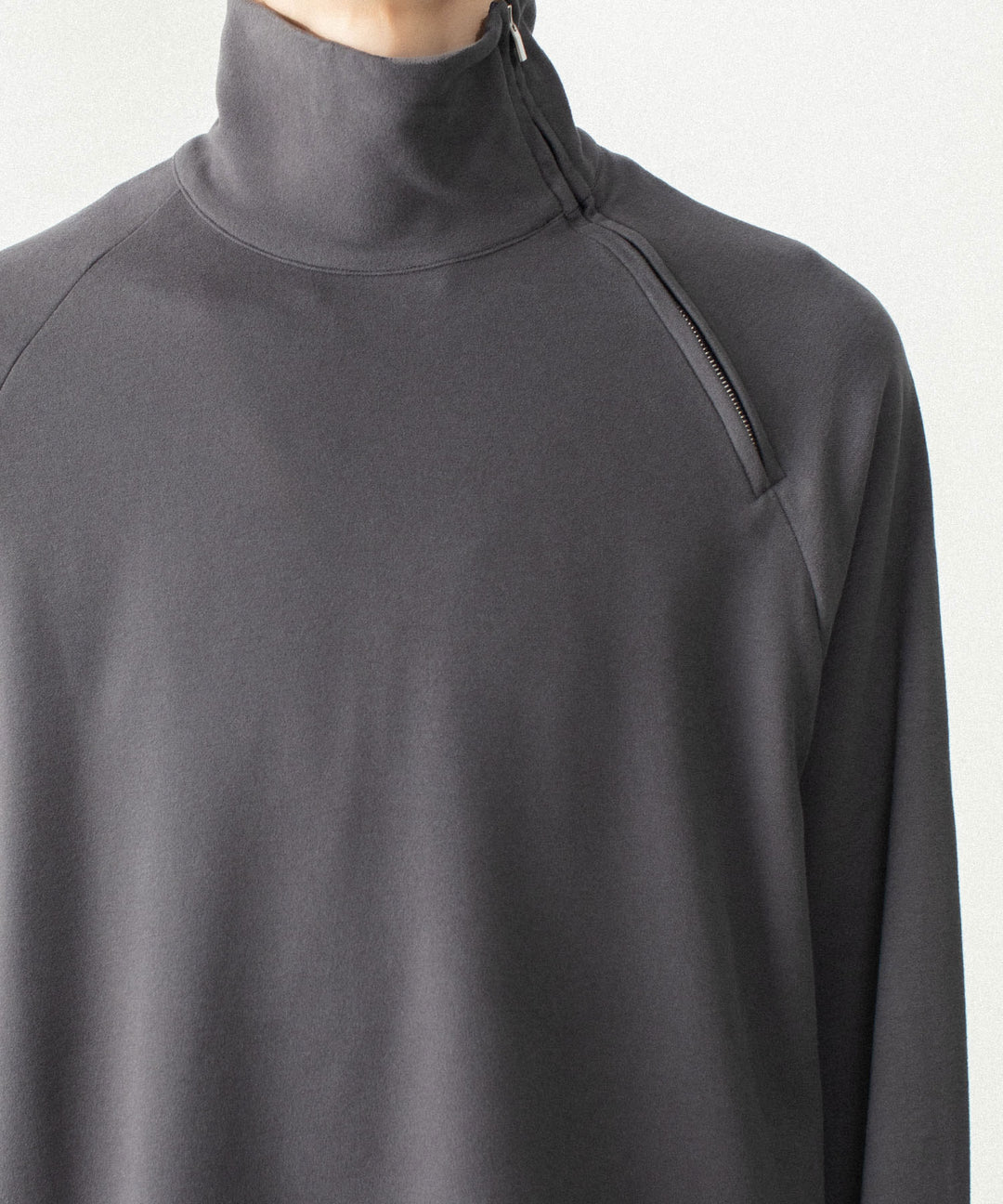 ATTACHMENT アタッチメントのVI/PE SMOOTH ZIP-UP HIGHNECK L/S TEE - D.GRAYの公式通販サイトsession福岡セレクトショップ