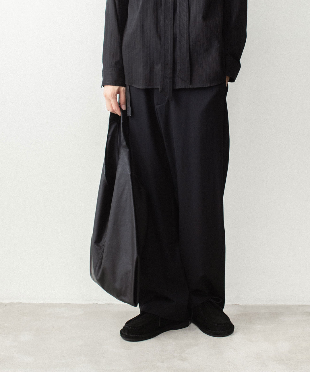 ATTACHMENT アタッチメントのSYNTHETIC LEATHER SMALL SHOPPING BAG - BLACKの公式通販サイトsession福岡セレクトショップ
