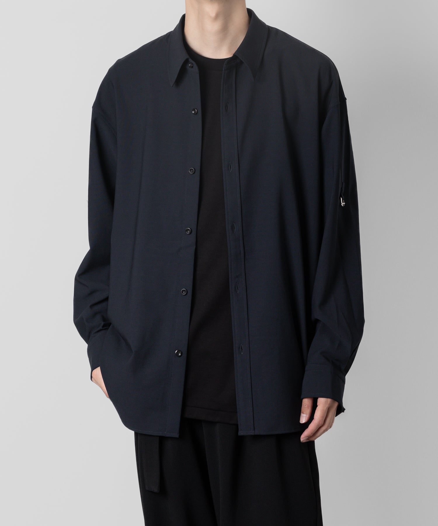 ATTACHMENT アタッチメントのPE/RY STRETCH TROPICAL STRAP SLEEVE L/S SHIRT - NAVY 公式通販サイトsession福岡セレクトショップ