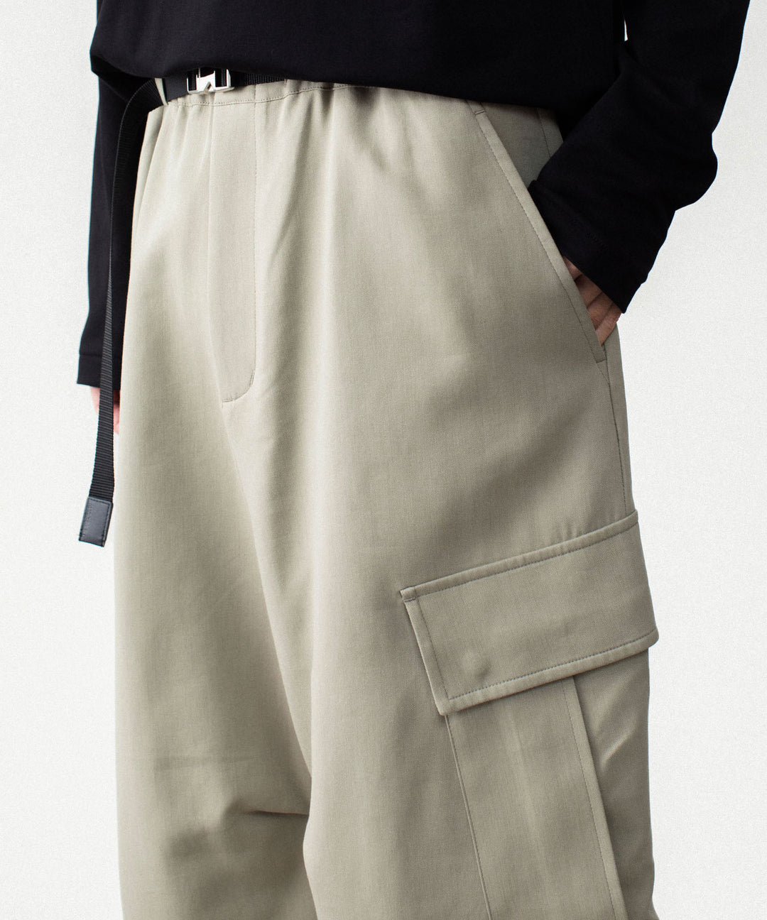 ATTACHMENT アタッチメントのCO/TEN POWDERY DOUBLE CROTH EASY CARGO TROUSERS - L.KH GRAYの公式通販サイトsession福岡セレクトショップ