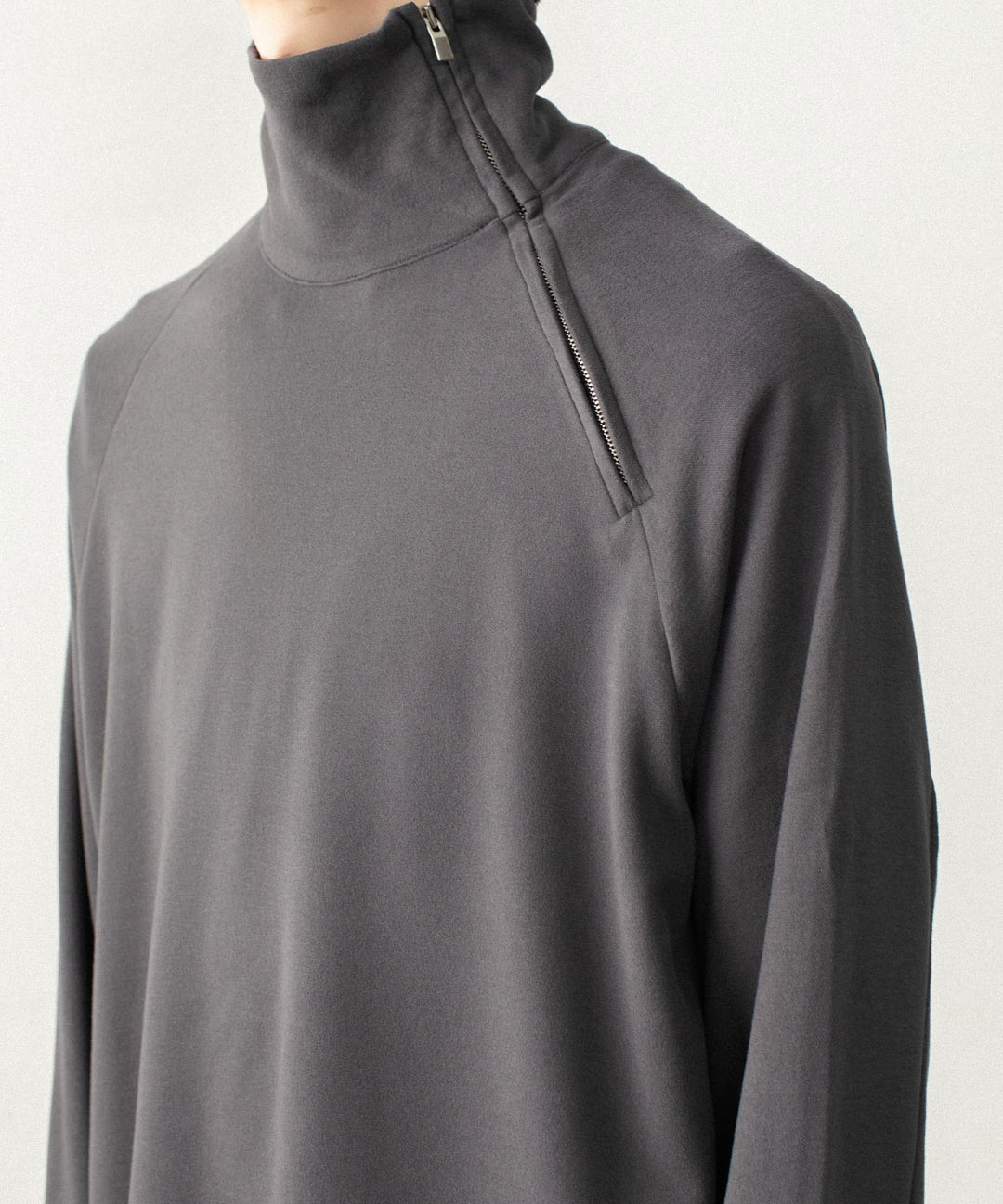 ATTACHMENT アタッチメントのVI/PE SMOOTH ZIP-UP HIGHNECK L/S TEE - D.GRAYの公式通販サイトsession福岡セレクトショップ