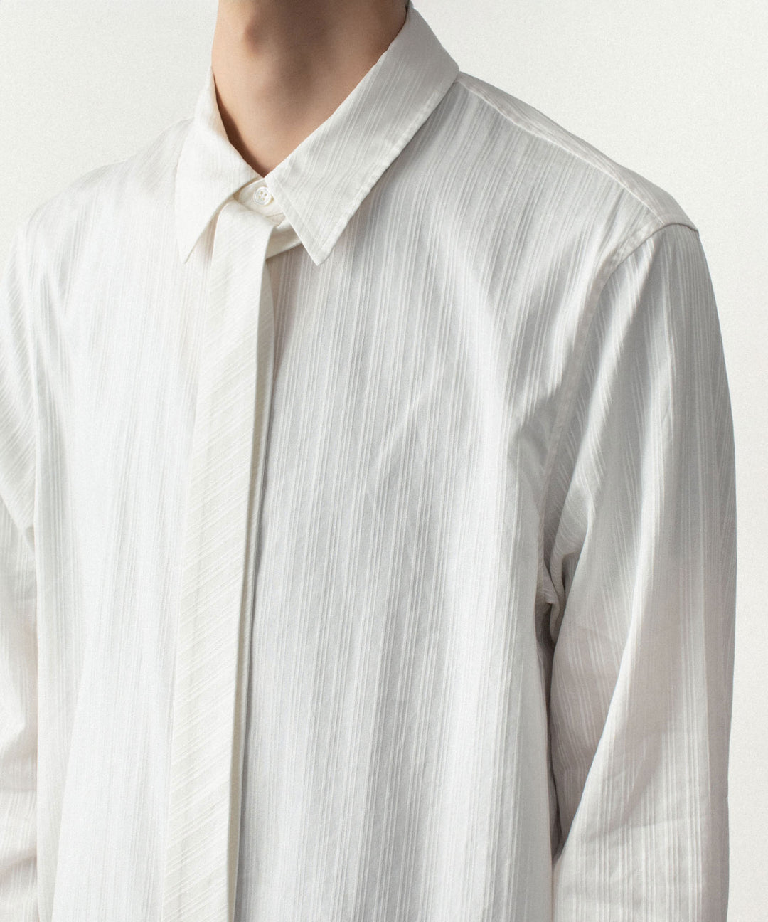 ATTACHMENT アタッチメントのCO SHADOW STRIPE BROAD NARROW TIE L/S SHIRT - OFF WHITEの公式通販サイトsession福岡セレクトショップ
