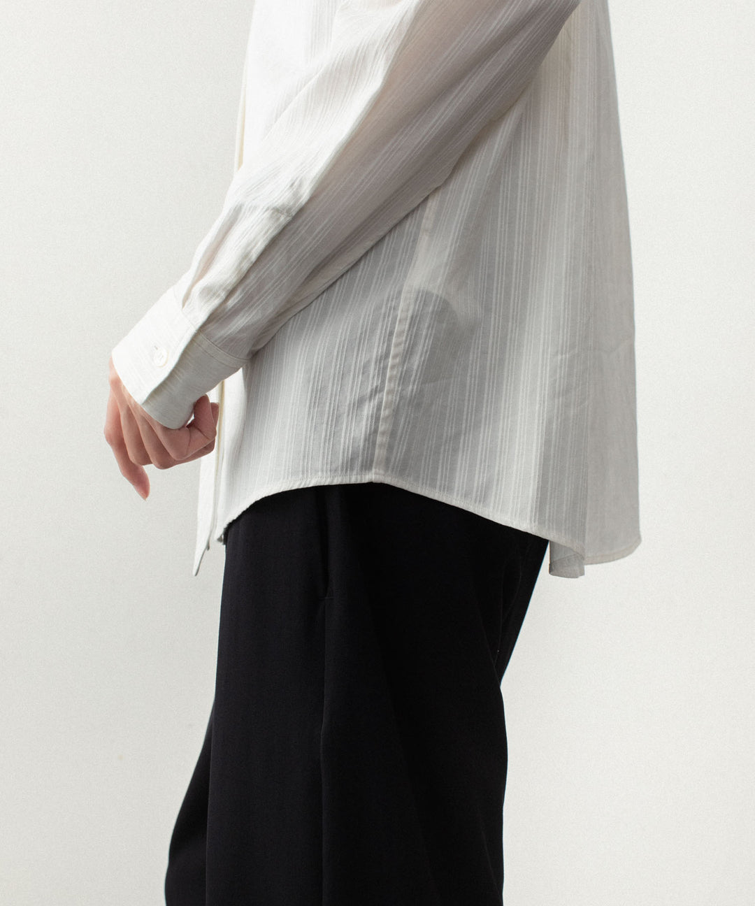 ATTACHMENT アタッチメントのCO SHADOW STRIPE BROAD NARROW TIE L/S SHIRT - OFF WHITEの公式通販サイトsession福岡セレクトショップ