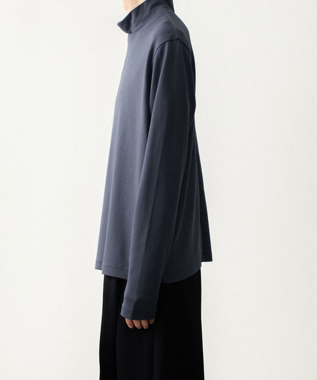 ATTACHMENT アタッチメントのCOTTON DOUBLE FACE SLIM FIT HIGHNECK L/S TEE - NAVYの公式通販サイトsession福岡セレクトショップ