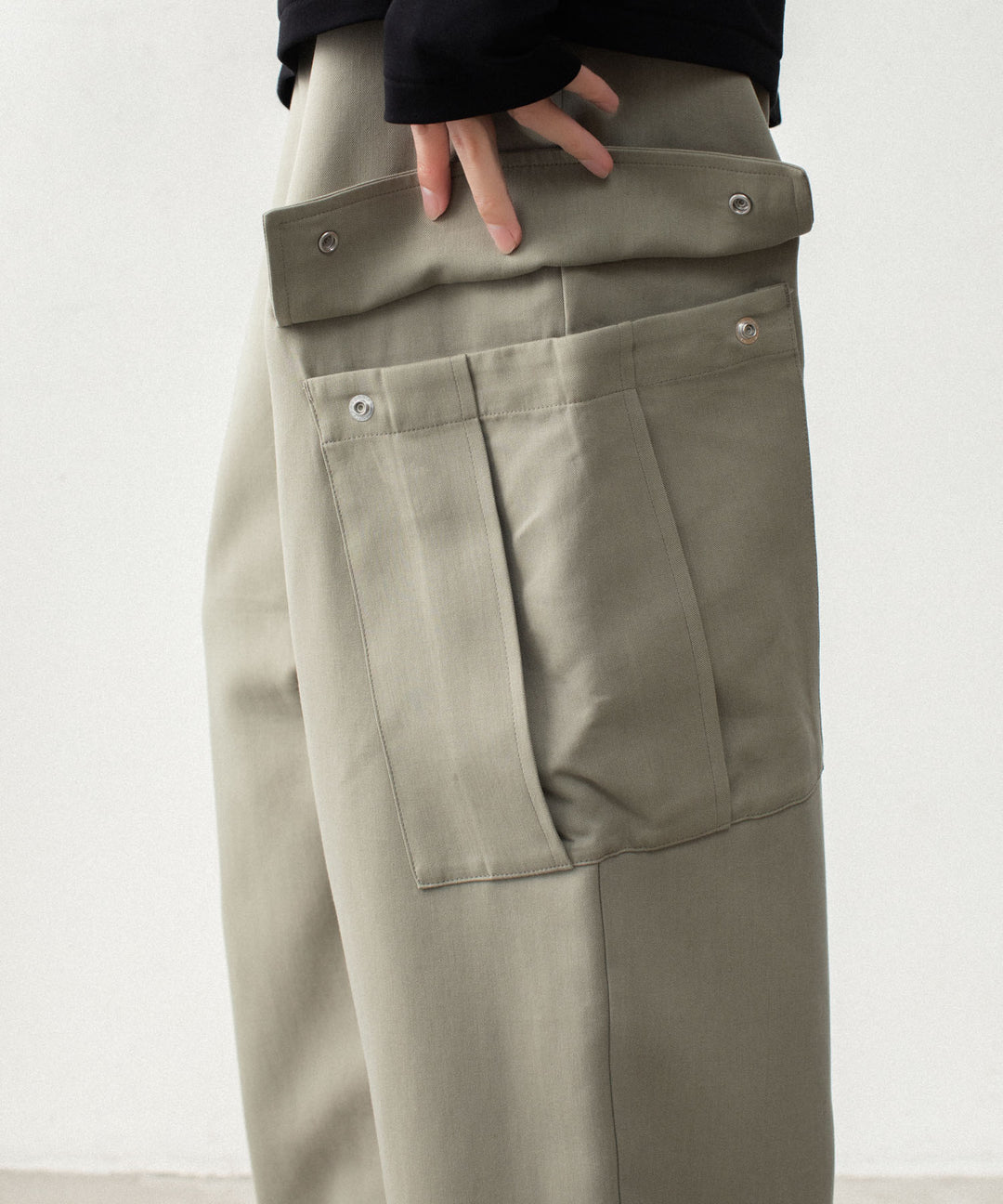 ATTACHMENT アタッチメントのCO/TEN POWDERY DOUBLE CROTH EASY CARGO TROUSERS - L.KH GRAYの公式通販サイトsession福岡セレクトショップ