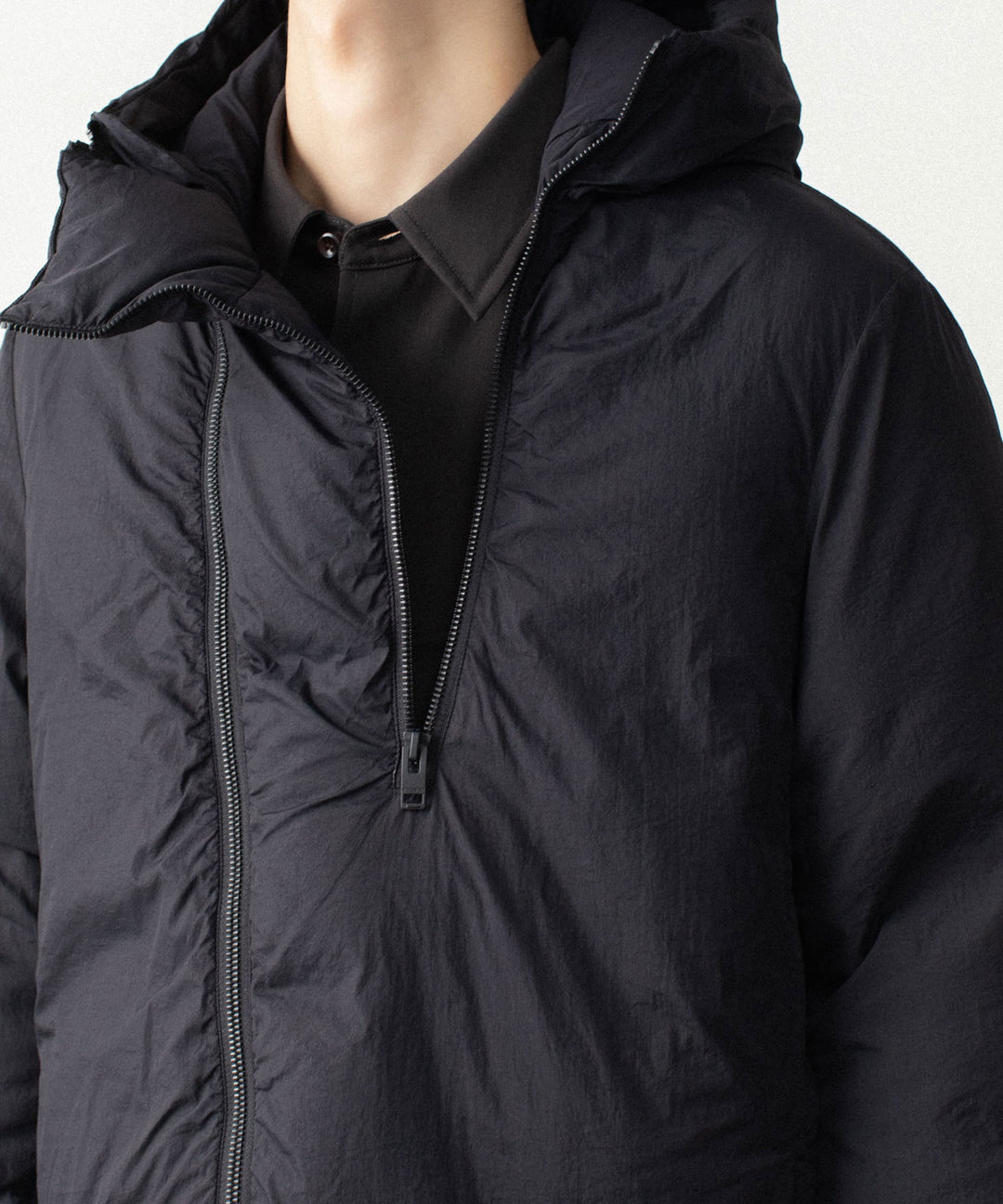 ATTACHMENT アタッチメントのNY TAFFETA HOODED DOWN JACKET - BLACKの公式通販サイトsession福岡セレクトショップ