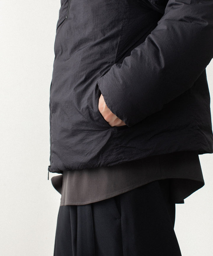 ATTACHMENT アタッチメントのNY TAFFETA HOODED DOWN JACKET - BLACKの公式通販サイトsession福岡セレクトショップ