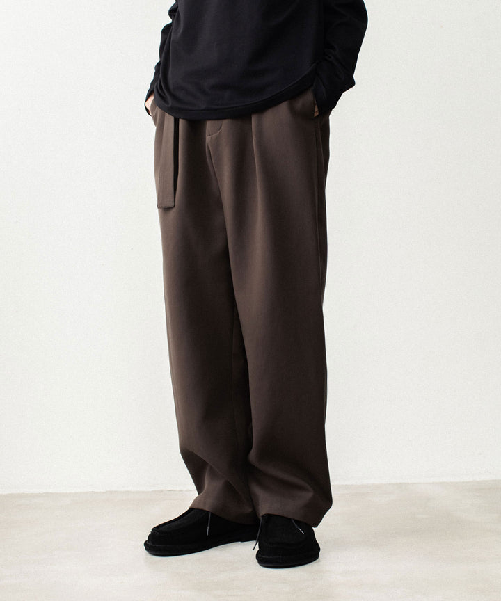 ATTACHMENT アタッチメントのCO/TEN POWDERY DOUBLE CROTH BELTED WIDE TROUSERS - D.BROWNの公式通販サイトsession福岡セレクトショップ