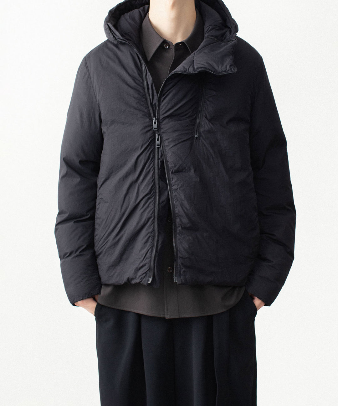 ATTACHMENT アタッチメントのNY TAFFETA HOODED DOWN JACKET - BLACKの公式通販サイトsession福岡セレクトショップ