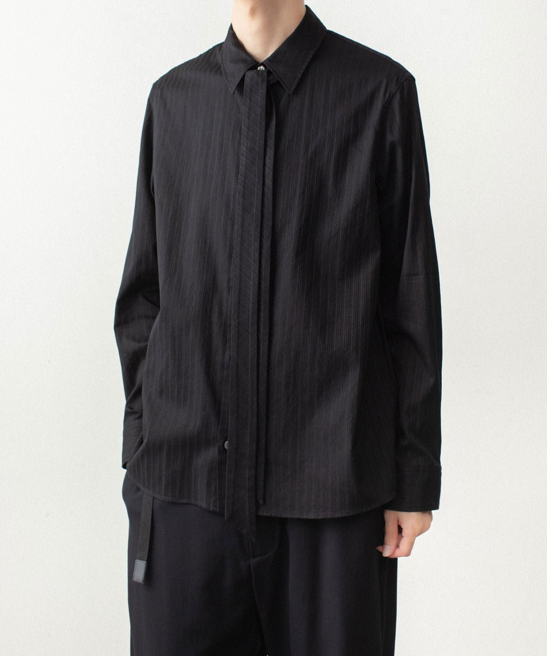 ATTACHMENT アタッチメントのCO SHADOW STRIPE BROAD NARROW TIE L/S SHIRT - BLACKの公式通販サイトsession福岡セレクトショップ