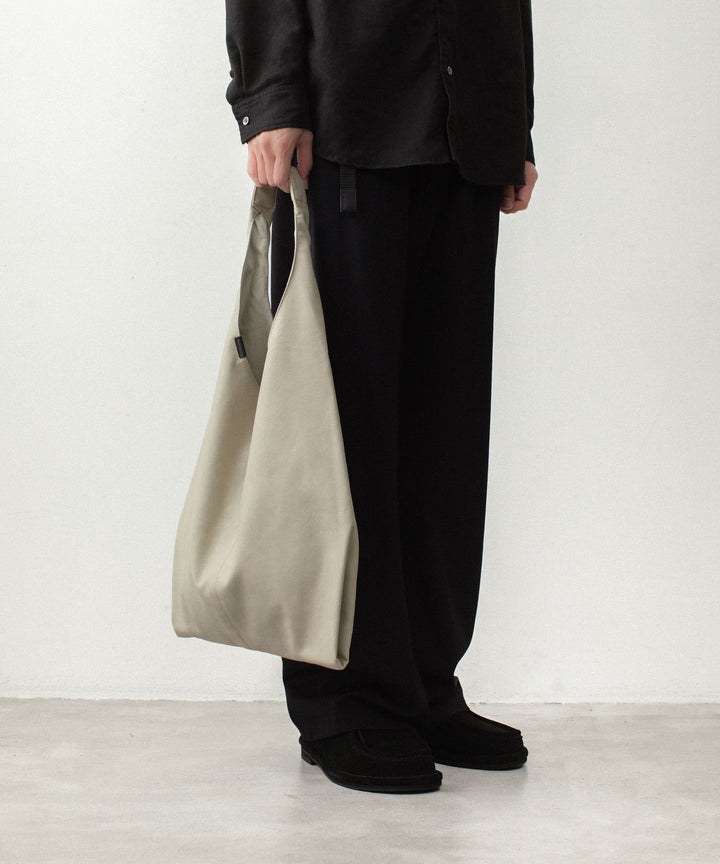 ATTACHMENT アタッチメントのSYNTHETIC LEATHER SMALL SHOPPING BAG - L.BEIGEの公式通販サイトsession福岡セレクトショップ