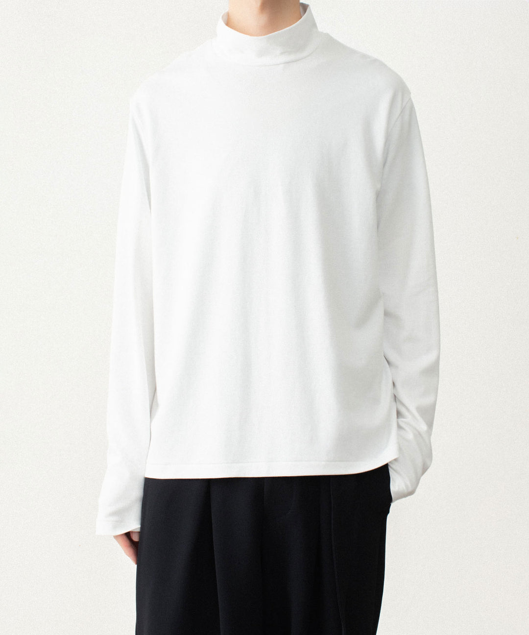 ATTACHMENT アタッチメントのCOTTON DOUBLE FACE SLIM FIT HIGHNECK L/S TEE - WHITEの公式通販サイトsession福岡セレクトショップ