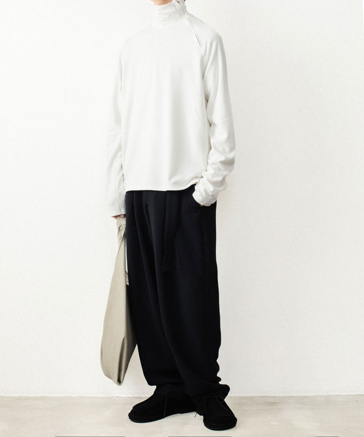 ATTACHMENT アタッチメントのVI/PE SMOOTH ZIP-UP HIGHNECK L/S TEE - OFF WHITEの公式通販サイトsession福岡セレクトショップ