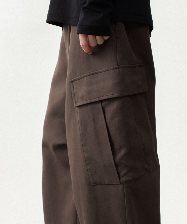 ATTACHMENT アタッチメントのCO/TEN POWDERY DOUBLE CROTH EASY CARGO TROUSERS - D.BROWNの公式通販サイトsession福岡セレクトショップ