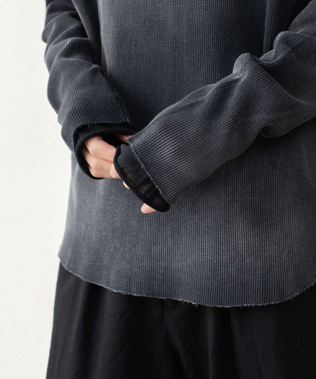 VEIN ヴェインのHIGH GAUGE WAFFLE LAYERED L/S TEE - BLACKの公式通販サイトsession福岡セレクトショップ