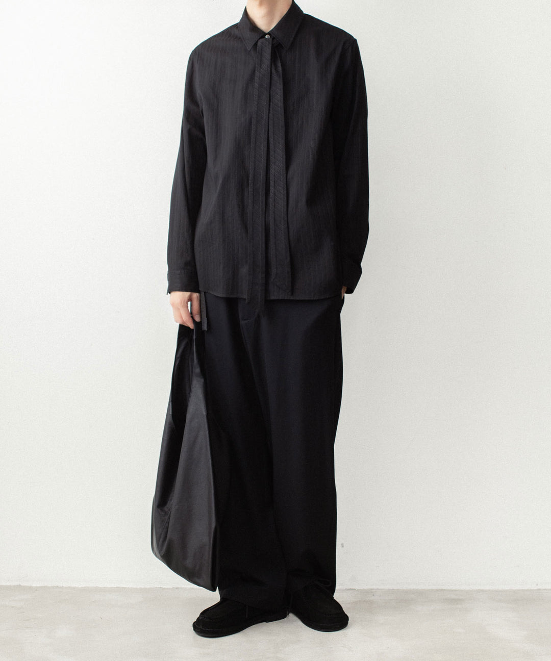 ATTACHMENT アタッチメントのCO SHADOW STRIPE BROAD NARROW TIE L/S SHIRT - BLACKの公式通販サイトsession福岡セレクトショップ