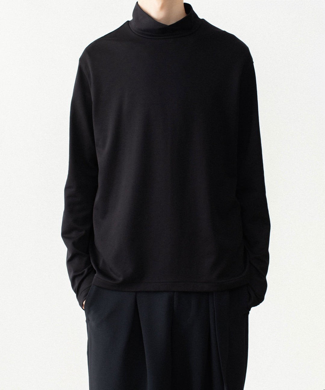 ATTACHMENT アタッチメントのCOTTON DOUBLE FACE SLIM FIT HIGHNECK L/S TEE - BLACKの公式通販サイトsession福岡セレクトショップ