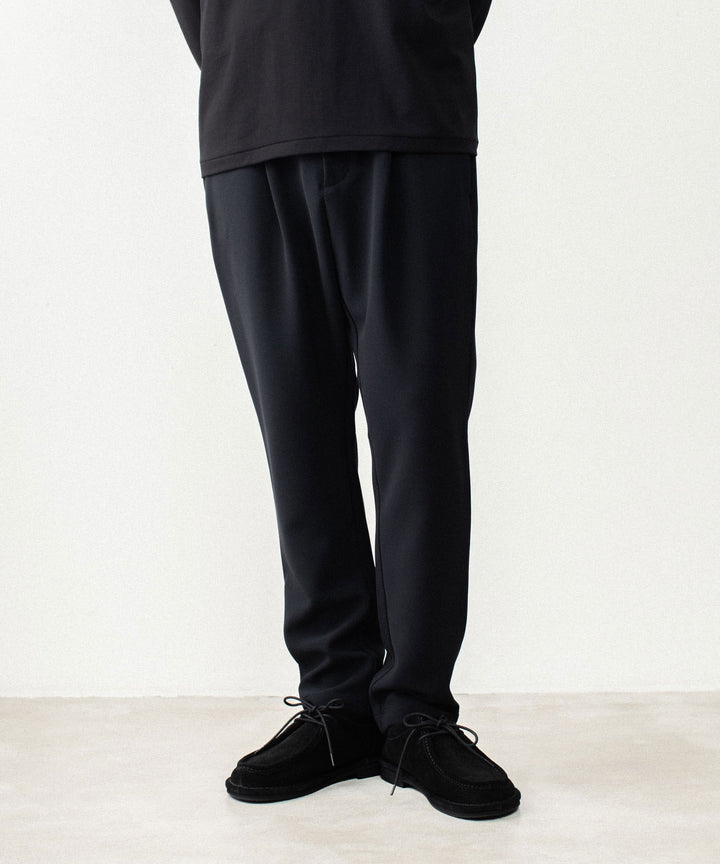 ATTACHMENT アタッチメントのPE STRETCH DOUBLE CLOTH REGULAR FIT 1TUCK TROUSERS - BLACKの公式通販サイトsession福岡セレクトショップ