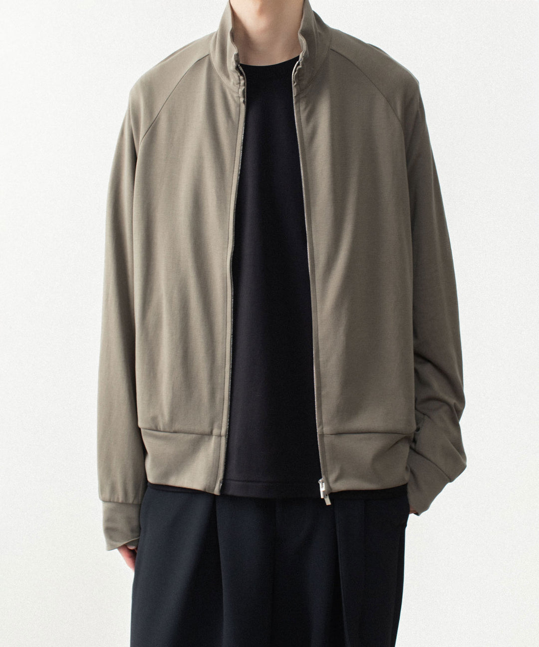 ATTACHMENT アタッチメントのCOTTON DOUBLE FACE STAND COLLAR JACKET - KHAKI GRAYの公式通販サイトsession福岡セレクトショップ