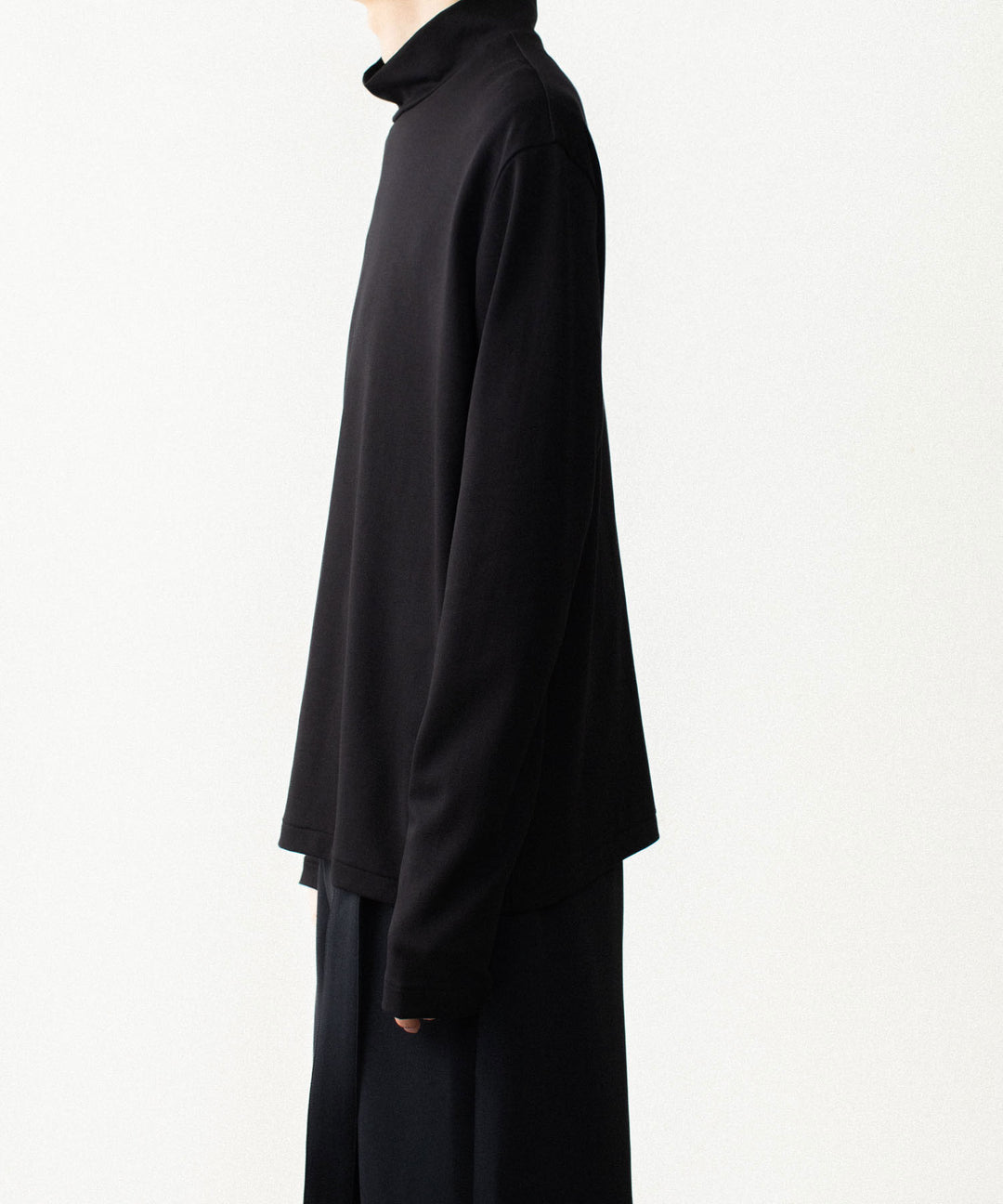 ATTACHMENT アタッチメントのCOTTON DOUBLE FACE SLIM FIT HIGHNECK L/S TEE - BLACKの公式通販サイトsession福岡セレクトショップ