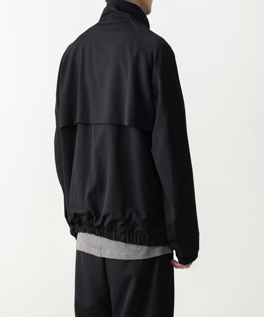ATTACHMENT アタッチメントのWASHABLE HIGH TWIST GABARDINE HARRINGTON JACKET - BLACKの公式通販サイトsession福岡セレクトショップ