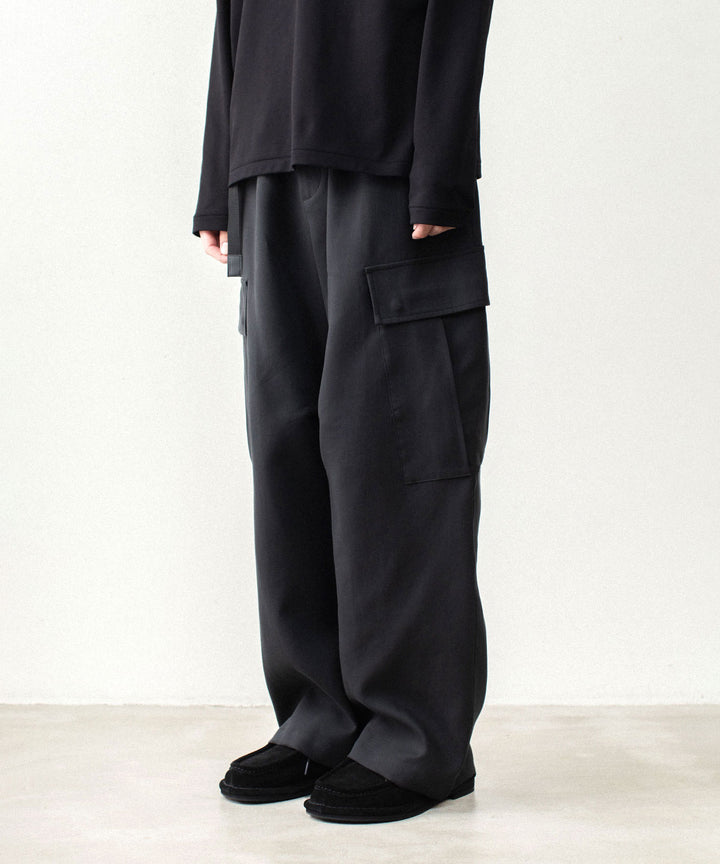 ATTACHMENT アタッチメントのCO/TEN POWDERY DOUBLE CROTH EASY CARGO TROUSERS - BLACKの公式通販サイトsession福岡セレクトショップ