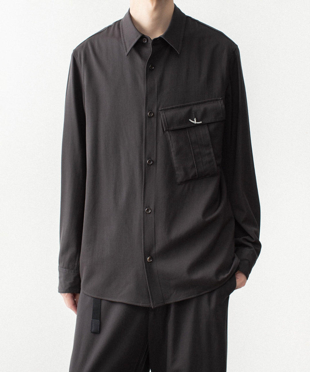 ATTACHMENT アタッチメントのWASHABLE HIGH TWIST GABARDINE UTILITY L/S SHIRT - KHAKI GRAYの公式通販サイトsession福岡セレクトショップ