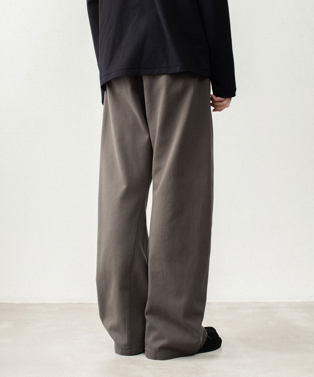 ATTACHMENT アタッチメントのCO NIDOM CLOTH 3D TROUSERS - D.KHAKIの公式通販サイトsession福岡セレクトショップ