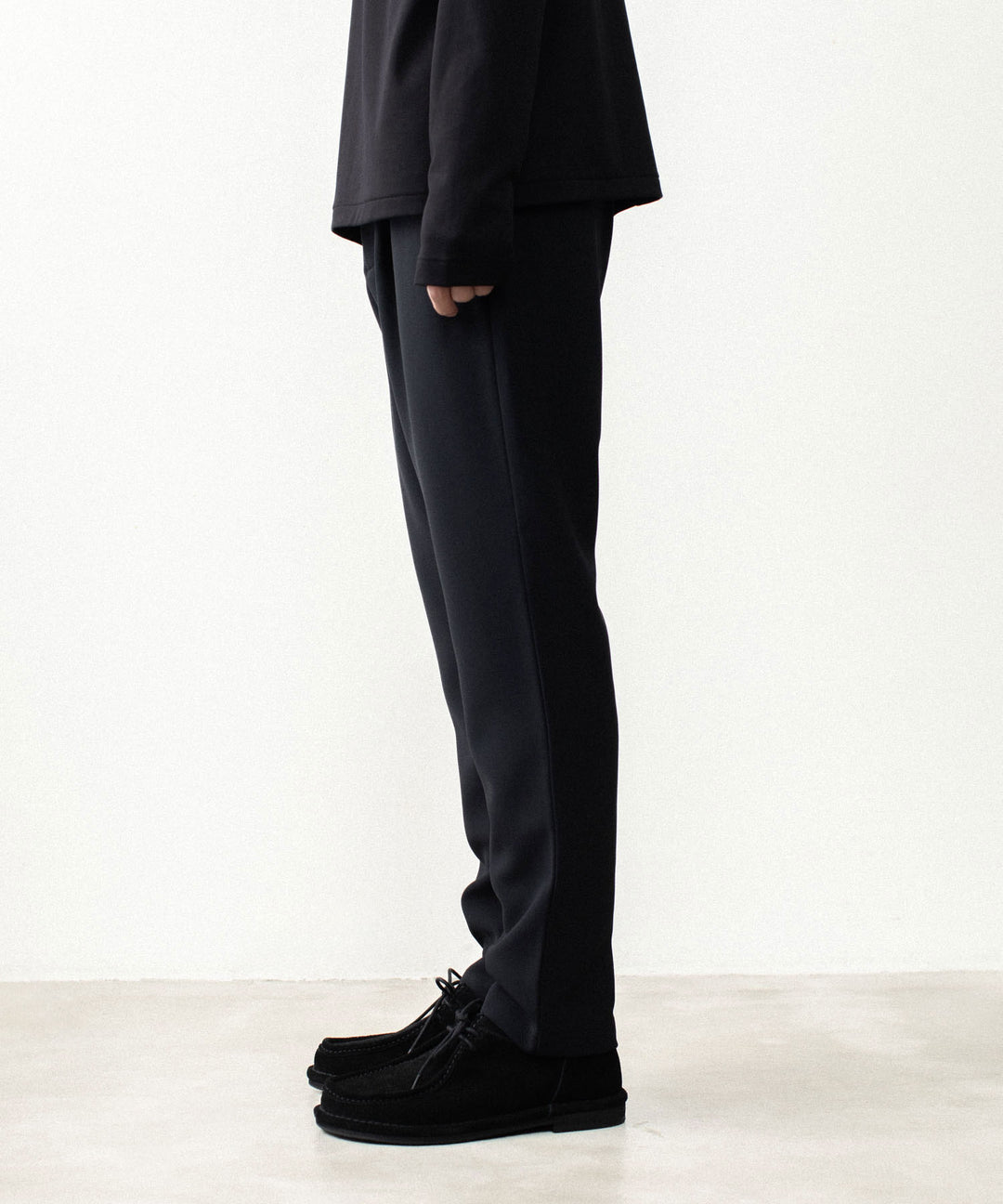 ATTACHMENT アタッチメントのPE STRETCH DOUBLE CLOTH REGULAR FIT 1TUCK TROUSERS - BLACKの公式通販サイトsession福岡セレクトショップ