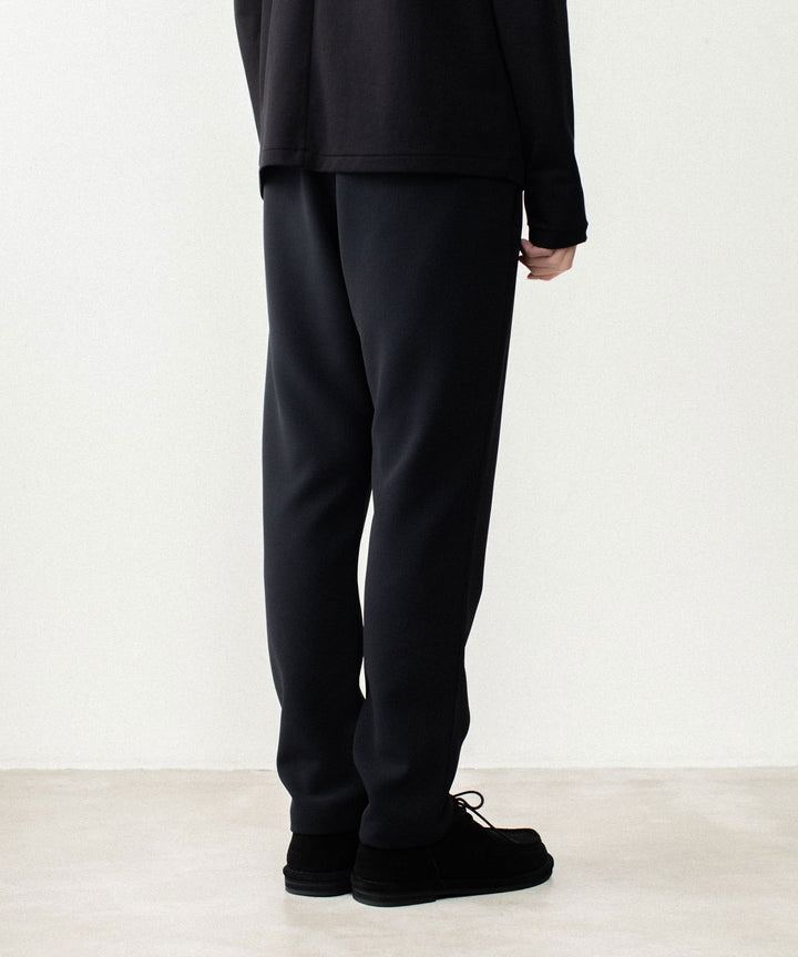 ATTACHMENT アタッチメントのPE STRETCH DOUBLE CLOTH REGULAR FIT 1TUCK TROUSERS - BLACKの公式通販サイトsession福岡セレクトショップ