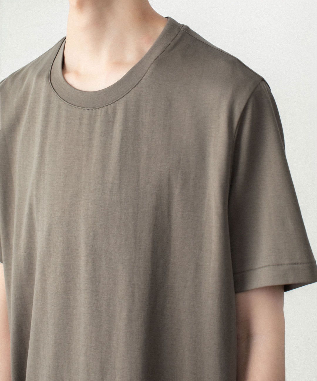 ATTACHMENT アタッチメントのCOTTON DOUBLE FACE SLIM FIT S/S TEE - KHAKI GRAYの公式通販サイトsession福岡セレクトショップ