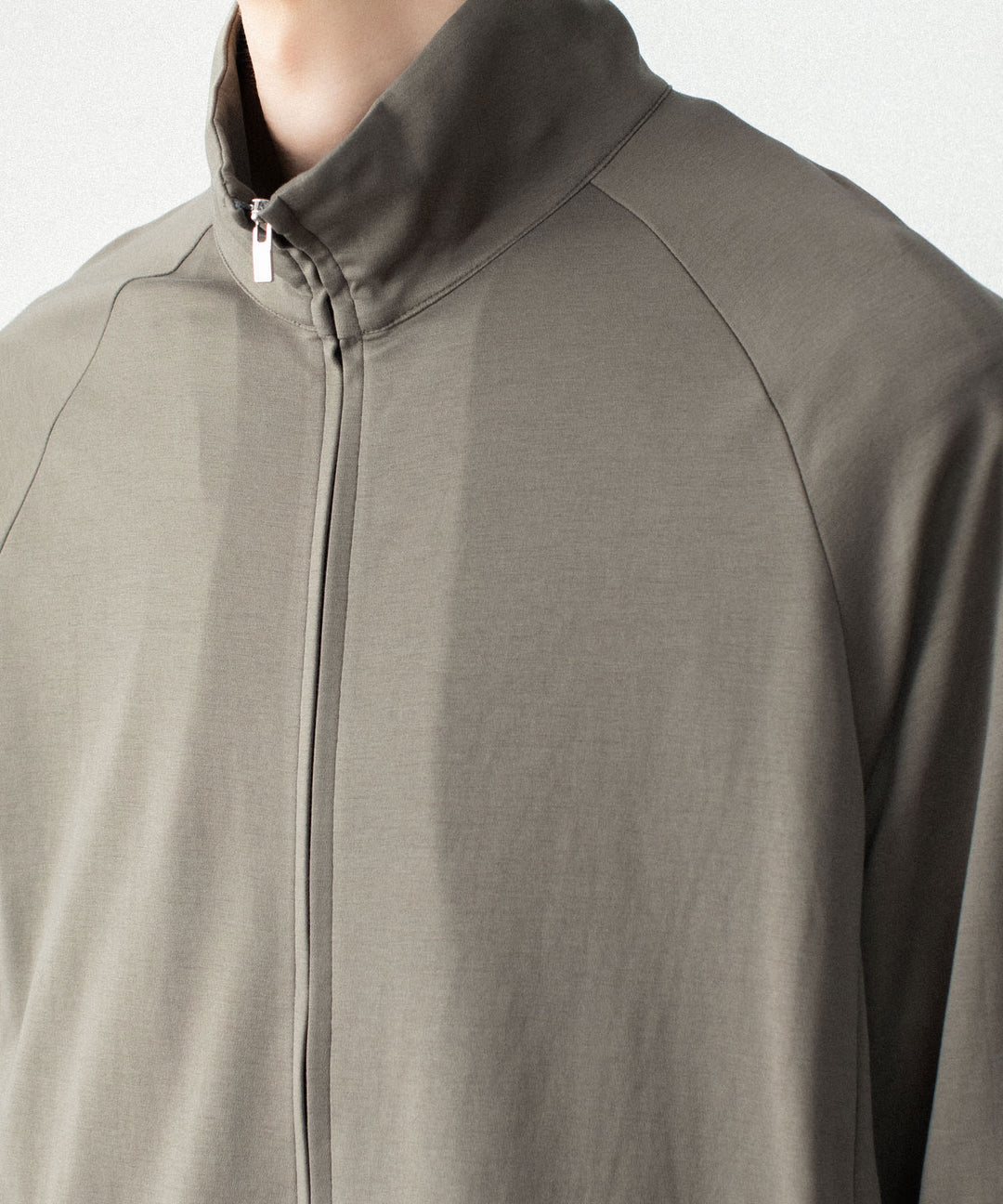 ATTACHMENT アタッチメントのCOTTON DOUBLE FACE STAND COLLAR JACKET - KHAKI GRAYの公式通販サイトsession福岡セレクトショップ