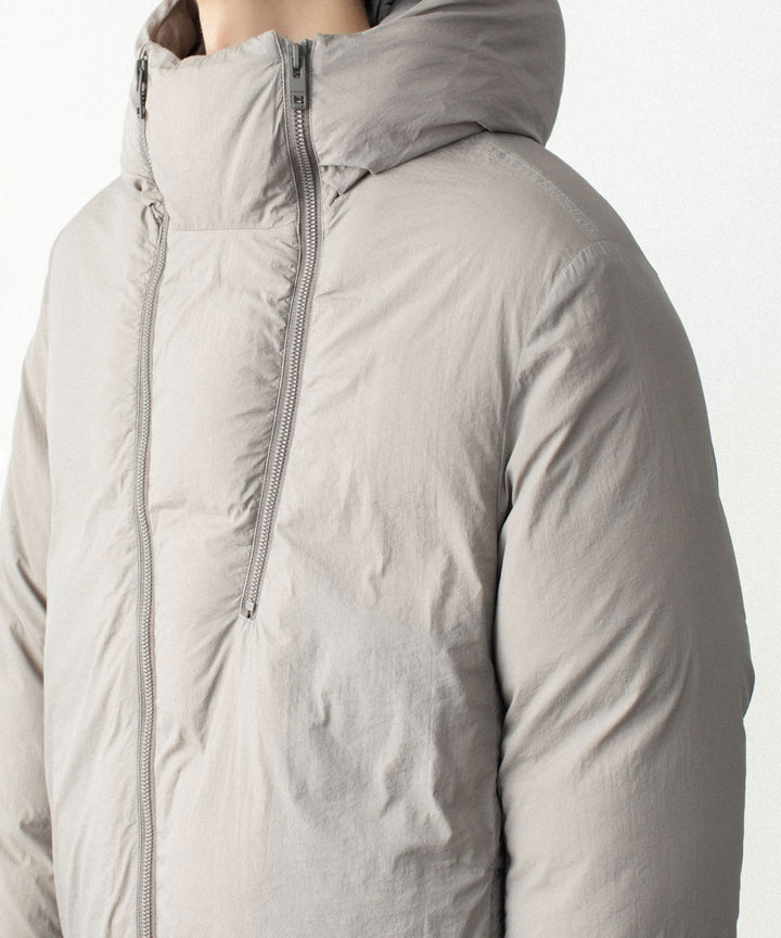 ATTACHMENT アタッチメントのNY TAFFETA HOODED DOWN JACKET - KHAKI GRAYの公式通販サイトsession福岡セレクトショップ