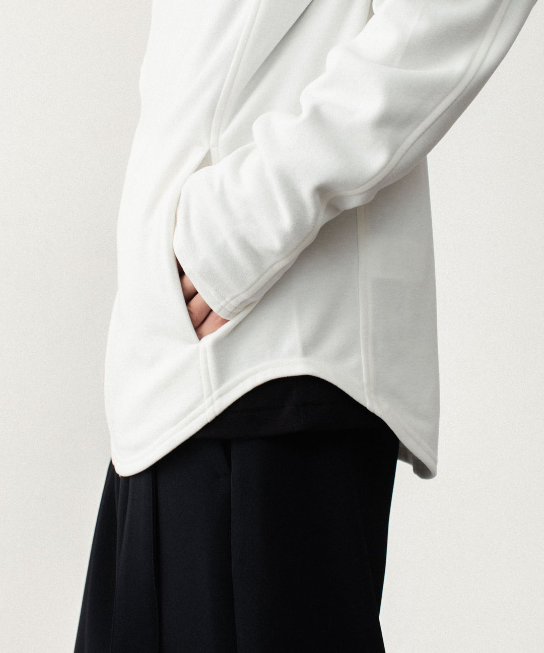 ATTACHMENT アタッチメントのVI/PE SMOOTH ZIP-UP LIGHT HOODIE - OFF WHITEの公式通販サイトsession福岡セレクトショップ