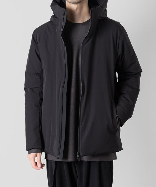 ATTACHMENT /アタッチメント】 3LAYER LIGHT TAFFETA HOODED DOWN