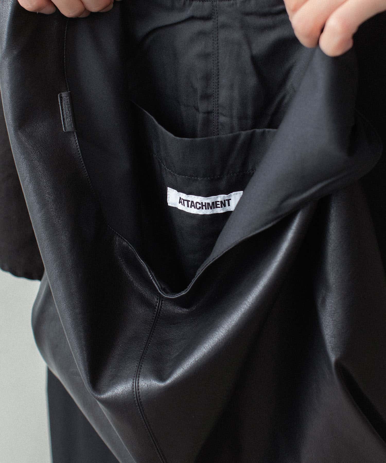 ATTACHMENT /アタッチメント】SYNTHETIC LEATHER SMALL SHOPPING BAG