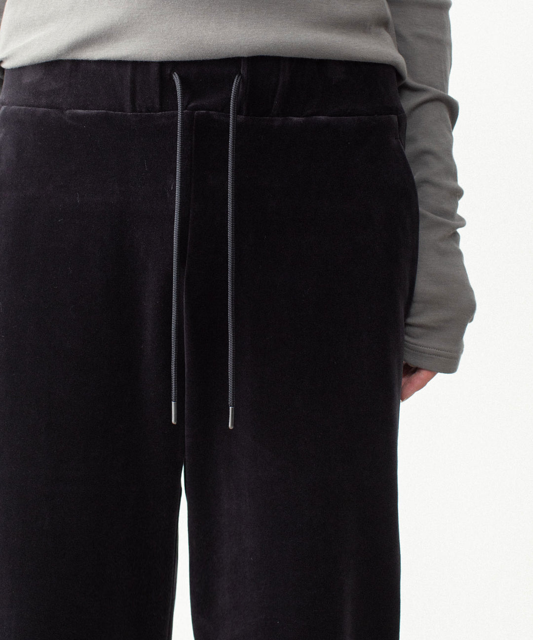 ATTACHMENT アタッチメントの80/2 ORGANIC VELOR BALLOON WIDE TRACK TROUSERS - BLACKの公式通販サイトsession福岡セレクトショップ