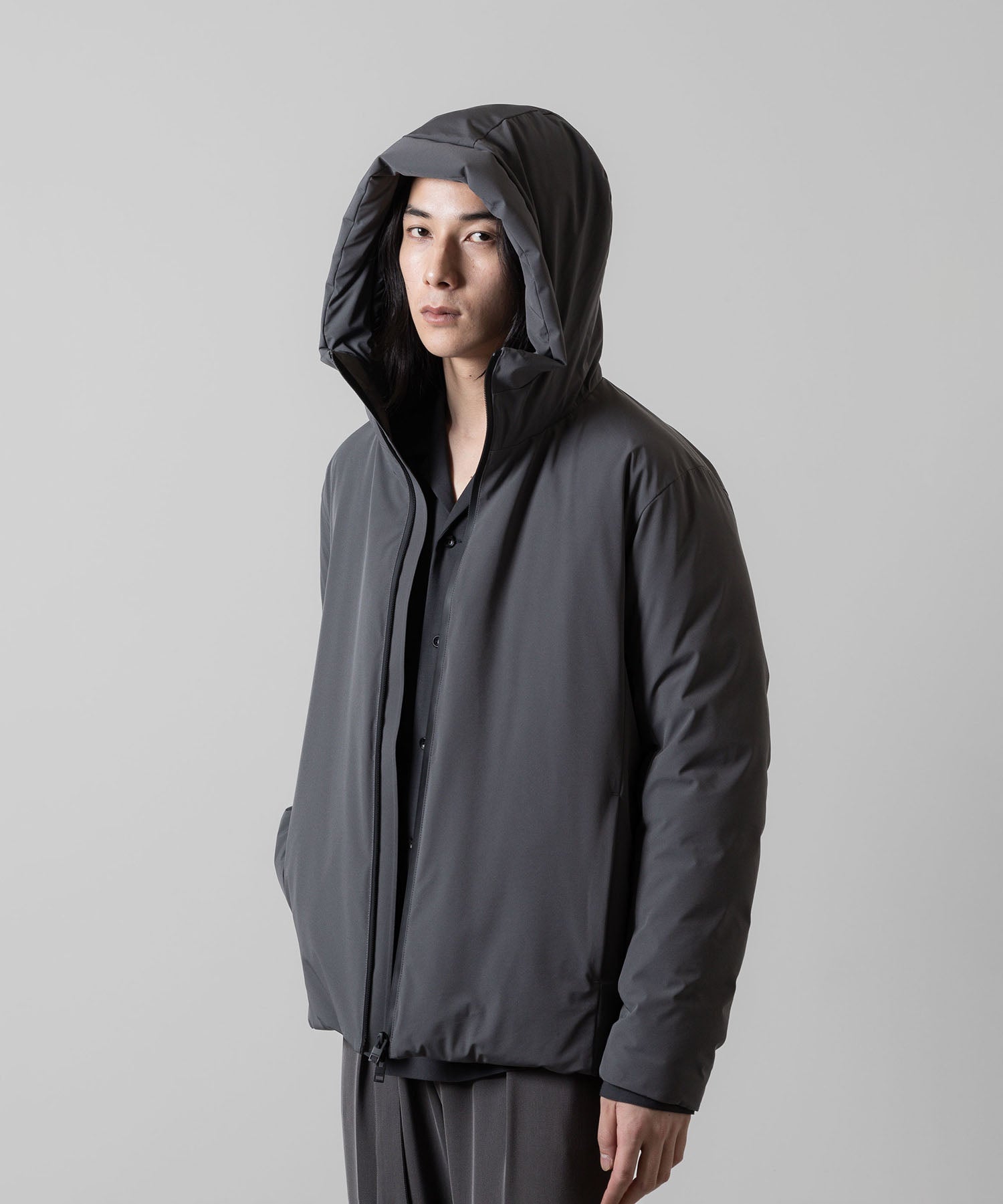 ATTACHMENT アタッチメントの3LAYER LIGHT TAFFETA HOODED DOWN JACKET - D.GRAY 公式通販サイトsession福岡セレクトショップ