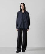 画像をギャラリービューアに読み込む, ATTACHMENT アタッチメントのPE STRETCH TWILL BELTED WIDE FIT TROUSERS - BLACKの公式通販サイトsession福岡セレクトショップ
